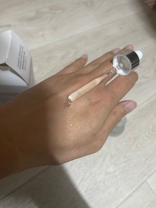 오투에니원 갈락토미세스 리바이탈라이징 프리미엄 화이트닝 에센스 50ml — 5점을 준 리뷰어가 2022년 12월 올린 사용 사진