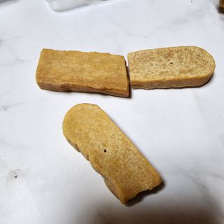 [졸리졸리] 애견 치즈스틱 (HORSE MILK CHEESE) — 1점을 준 리뷰어가 2023년 1월 올린 사용 사진