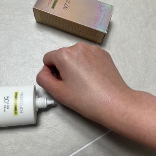아이레시피 모이스트터치 스포츠 선밀크 50ml (SPF50+ PA+++) — 5점을 준 리뷰어가 2023년 4월 올린 사용 사진