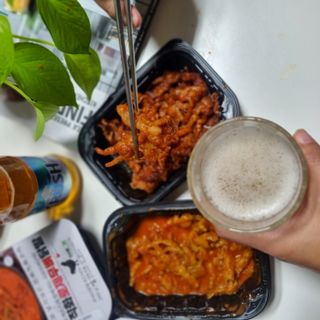 [닭집아들] 직화무뼈닭발 &  신제품 직화로제무뼈닭발 — 5점을 준 리뷰어가 2023년 12월 올린 사용 사진
