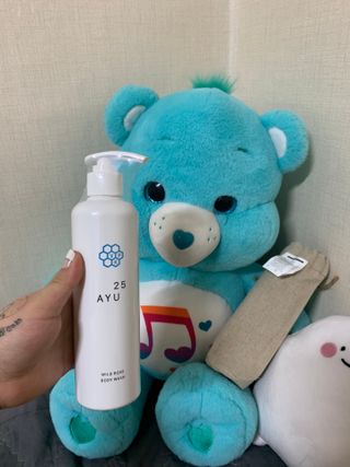 AYU25[아유트웬티파이브]피부 진정, 보습 와일즈 로즈 바디워시 — 4점을 준 리뷰어가 2021년 4월 올린 사용 사진