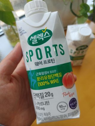 셀렉스스포츠 셀렉스 스포츠 웨이 프로틴 초콜릿 _ 330ml x 12팩 — 5점을 준 리뷰어가 2021년 3월 올린 사용 사진