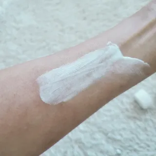 렉스리 데일리 톤업 크림 Rexri Daily Tone Up Cream — 5점을 준 리뷰어가 2022년 9월 올린 사용 사진