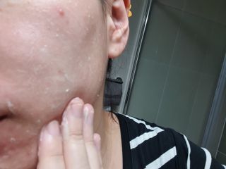 [후르디아] 아보카도 비건 약산성 효소필링젤 — 5점을 준 리뷰어가 2021년 9월 올린 사용 사진