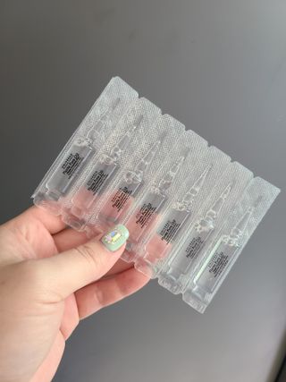 유니베르소 산소앰플 7일 집중케어 앰플 — 5점을 준 리뷰어가 2021년 6월 올린 사용 사진