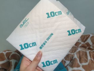 아베크 펫 와이드 프리미엄 중형 애견 강아지 배변 패드 54매 1팩 45g — 4.5점을 준 리뷰어가 2021년 7월 올린 사용 사진