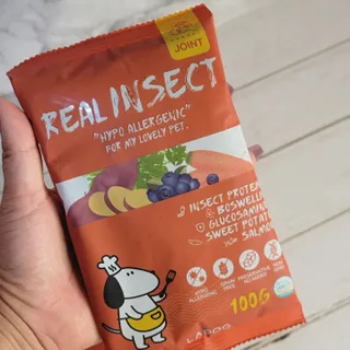[푸디웜] 라포그  리얼인섹트 관절 저알러지 강아지 사료  1.2KG — 5점을 준 리뷰어가 2022년 8월 올린 사용 사진