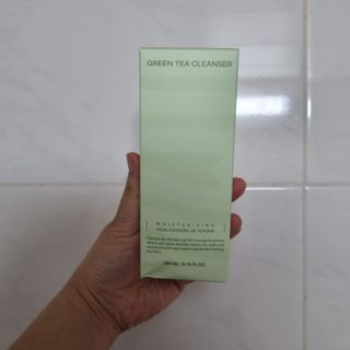 프리마인 메이크업과 들뜨는 각질까지 한방에 깐달걀로! 순하기까지한 셀베이스 그린티클렌저(200ml) — 5점을 준 리뷰어가 2023년 1월 올린 사용 사진