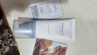 [스킨1004] 마다가스카르 센텔라 히알루-시카 워터핏 선세럼 50ml — 1.5점을 준 리뷰어가 2024년 5월 올린 사용 사진