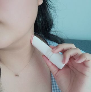 트윙클라 안티링클 샤이닝 멀티밤 — 5점을 준 리뷰어가 2022년 8월 올린 사용 사진