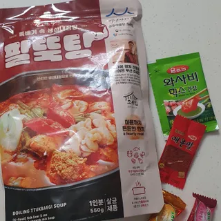 소담스퀘어 상암 궁중해물탕조씨집 백년가게 조씨집 팔뚝탕1인분550g — 5점을 준 리뷰어가 2022년 12월 올린 사용 사진