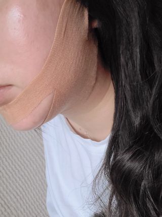 아이디플라코스메틱 아이디 페이스핏 마이너스 밴드 v2 — 5점을 준 리뷰어가 2022년 5월 올린 사용 사진