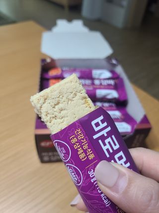 씨알푸드 건강기능식품 6년근 홍삼 함유, 바로먹는 홍삼바 30g 12개입 — 5점을 준 리뷰어가 2022년 3월 올린 사용 사진