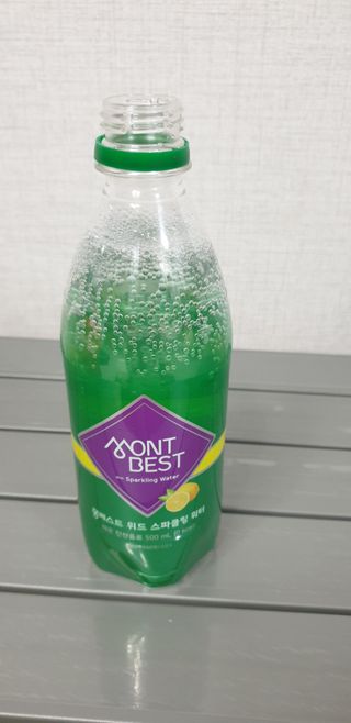 몽베스트 Montbest with Sparkling water Lemon OR Lime 20병(랜덤) — 5점을 준 리뷰어가 2021년 10월 올린 사용 사진