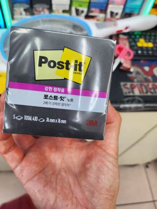 [3M] 포스트잇 점착메모지 강한점착용 노트654 심플리서린 5패드 430매 — 5점을 준 리뷰어가 2024년 9월 올린 사용 사진