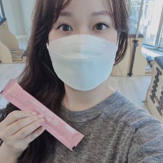 주식회사 얼굴반쪽 [얼굴반쪽 가르시니아 2,800mg] x 14포 1주 젤리 다이어트 보조제 체지방감소 — 4.5점을 준 리뷰어가 2021년 10월 올린 사용 사진