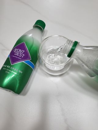 몽베스트 Montbest with Sparkling water Plain 20병 — 5점을 준 리뷰어가 2022년 8월 올린 사용 사진