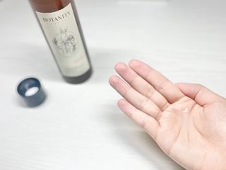 보타니티 [홍]조[진]정[결]케어 플라본 부스터 210ml / 플라본 세럼 50ml — 5점을 준 리뷰어가 2022년 7월 올린 사용 사진
