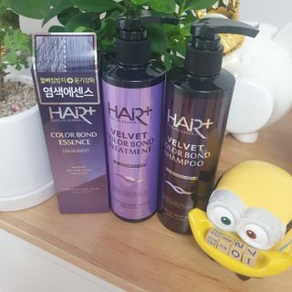 헤어플러스 컬러본드 샴푸300+트리트먼트300+에센스95 — 5점을 준 리뷰어가 2021년 6월 올린 사용 사진