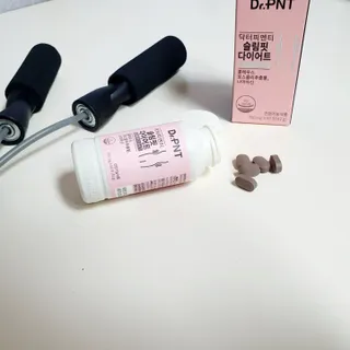 닥터피엔티 [Dr.PNT] 하루 2알로 건강한 다이어트! 한겨울에도 체지방만 쏙~ 슬림핏 다이어트 — 5점을 준 리뷰어가 2022년 6월 올린 사용 사진