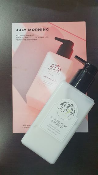 줄라이 모닝 _ JULY MORNING 줄라이모닝 하이드레이팅 퍼퓸드 바디앤핸드 에멀젼 — 5점을 준 리뷰어가 2021년 9월 올린 사용 사진