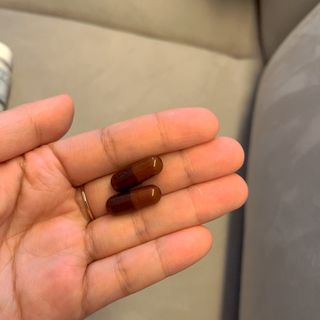 프리마인 홍삼의 강력한 에너지, 이제는 흡수율을 높인 최첨단 캡슐로 간편하게 초고속 충전하세요. — 4.5점을 준 리뷰어가 2022년 12월 올린 사용 사진
