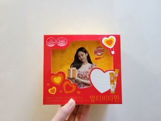 광동생활건강 [제니에디션] 비타500데일리스틱 gift set 60포+제니굿즈 3종+쇼핑백 — 5점을 준 리뷰어가 2021년 11월 올린 사용 사진