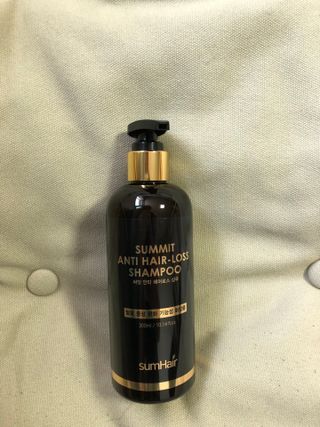 썸헤어 / SUMHAIR 썸헤어  써밋 안티 헤어로스 샴푸+트리트먼트 — 4점을 준 리뷰어가 2021년 6월 올린 사용 사진