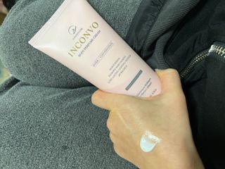 오투에니원 인컨보 바디 퍼퓸 크림 200ml — 5점을 준 리뷰어가 2022년 12월 올린 사용 사진