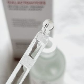 오투에니원 갈락토미세스 리바이탈라이징 프리미엄 화이트닝 에센스 50ml — 5점을 준 리뷰어가 2023년 1월 올린 사용 사진