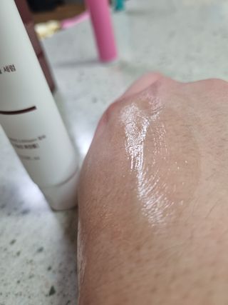체르엠  프루브 콜라겐 앰플세럼 60ml 1병 — 5점을 준 리뷰어가 2022년 2월 올린 사용 사진