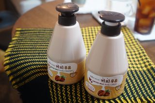 [과일나라] 피부가 마시는 커피우유 바디클렌저&바디로션 — 5점을 준 리뷰어가 2022년 3월 올린 사용 사진