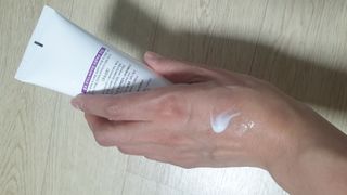 셀프 모이스처라이징 프로텍션 크림 셀프 모이스처라이징 프로텍션크림 — 5점을 준 리뷰어가 2022년 4월 올린 사용 사진