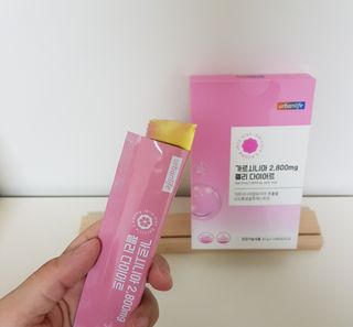 주식회사 얼굴반쪽 [얼굴반쪽 가르시니아 2,800mg] x 14포 1주 젤리 다이어트 보조제 체지방감소 — 4점을 준 리뷰어가 2021년 10월 올린 사용 사진