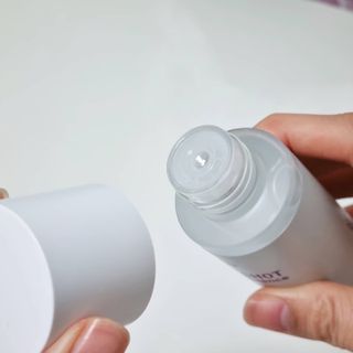 리더스코스메틱 리더스 퍼스트 샷 액티브 에센스 에이지 컨트롤 — 5점을 준 리뷰어가 2021년 12월 올린 사용 사진