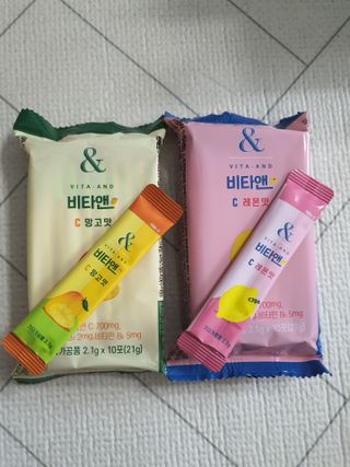 비타앤C 레몬맛, 망고맛 — 5점을 준 리뷰어가 2021년 4월 올린 사용 사진
