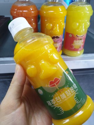탐라원 제주의 맛, 몬딱주스 4종세트 - 한라봉몬딱주스, 천혜향몬딱주스, 청귤에이드, 당근몬딱주스 — 5점을 준 리뷰어가 2021년 7월 올린 사용 사진