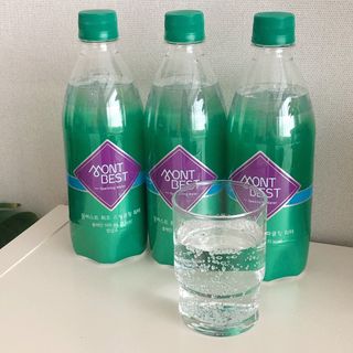 몽베스트 Montbest with Sparkling water Plain 20병 — 5점을 준 리뷰어가 2021년 11월 올린 사용 사진