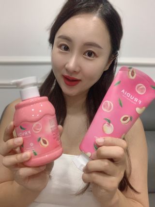 [후르디아] 복숭아 바디워시+바디에센스 세트 — 5점을 준 리뷰어가 2021년 11월 올린 사용 사진