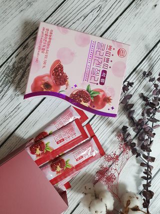 헬스업_쁘띠쁘띠석류콜라겐젤리_20g x 14포 — 5점을 준 리뷰어가 2021년 3월 올린 사용 사진
