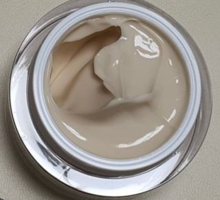 렉스리 크리에이티브 크림  Rexri Creative Cream — 4점을 준 리뷰어가 2021년 10월 올린 사용 사진