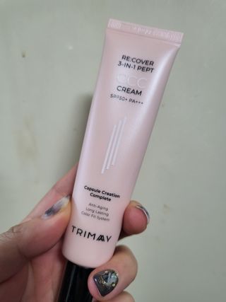 트리마이 3가지 기능을 동시에 느낄 수 있는 Color Control Change, 리커버리 3인1 펩트 CCC 크림 — 5점을 준 리뷰어가 2022년 11월 올린 사용 사진