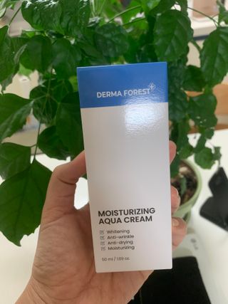 더마포레스트 모이스처라이징 아쿠아크림 / 수분크림 히알루론산 펩타이드 보습 미백 주름개선 — 5점을 준 리뷰어가 2021년 6월 올린 사용 사진