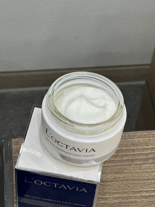 록타비아 Artisan Complete Face Cream — 5점을 준 리뷰어가 2023년 11월 올린 사용 사진