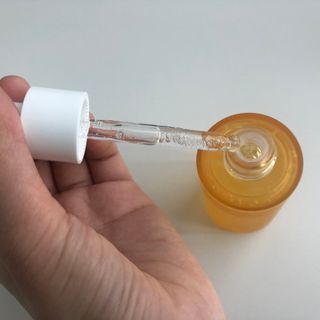 체르엠 스템앤셀 비타민 브라이트닝 에센스 30ml 1개 — 4.5점을 준 리뷰어가 2022년 3월 올린 사용 사진