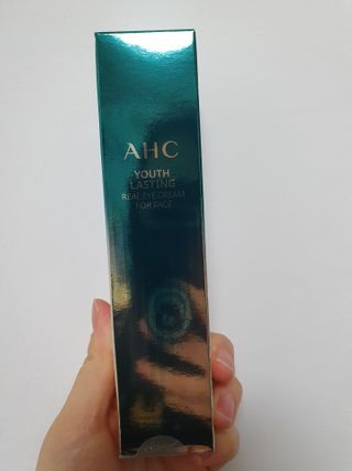 [NEW 탄력유턴 아이크림] AHC 유스 래스팅 리얼 아이크림 포 페이스 — 5점을 준 리뷰어가 2021년 2월 올린 사용 사진