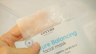 세뚜아(Cettua) 나우[세뚜아] 모이스처 밸런싱 페이셜 마스크 Cettua Moisture Balancing Facial Mask 4매 — 5점을 준 리뷰어가 2023년 12월 올린 사용 사진