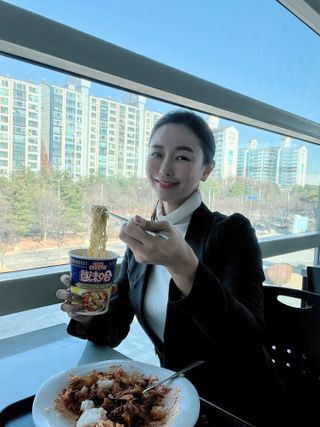 NISSIN 닛신 컵누들  4종 - 씨푸드오리지날, 씨푸드 스파이시, 씨푸드 커리, 씨푸드 XO소스 — 5점을 준 리뷰어가 2021년 12월 올린 사용 사진