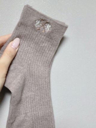 [사이즈가 있는 양말 필로이] 남/여 골지 발목 양말 4족 세트 남【S, M, L, XL】여【S, M, L】_컬러 랜덤 — 5점을 준 리뷰어가 2022년 6월 올린 사용 사진