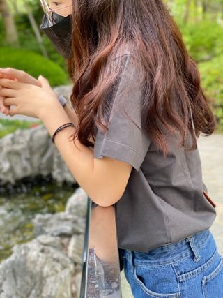 로서울 High Neck T-Shirt Navy, Gray — 5점을 준 리뷰어가 2021년 5월 올린 사용 사진